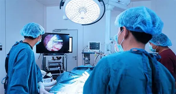 doctors-in-surgery-new